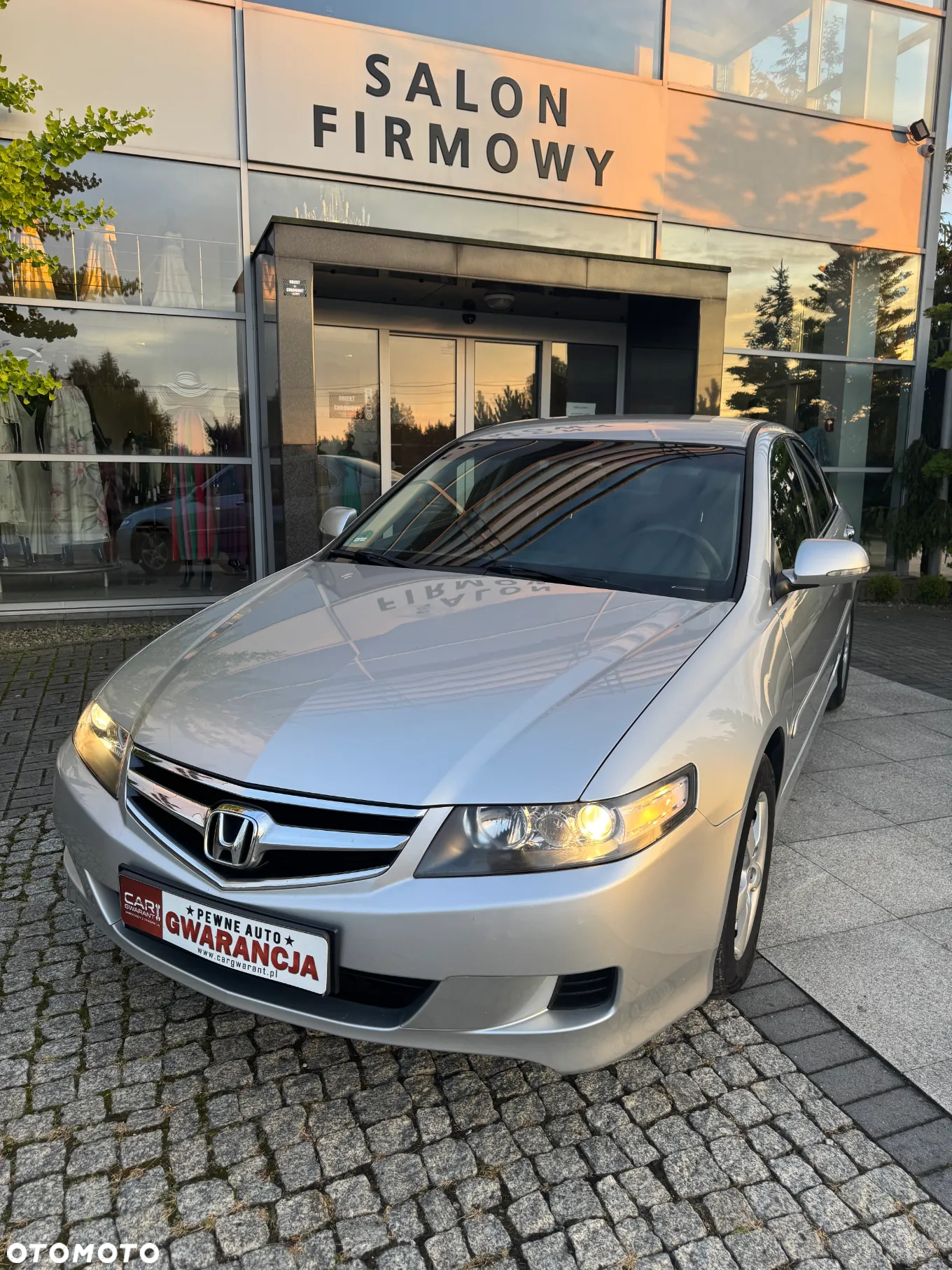 Honda Accord 2.0 Executive - 24