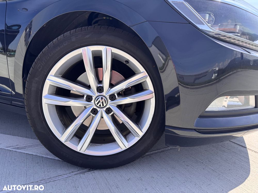 Volkswagen Passat 2.0 TDI DSG Comfortline - 23