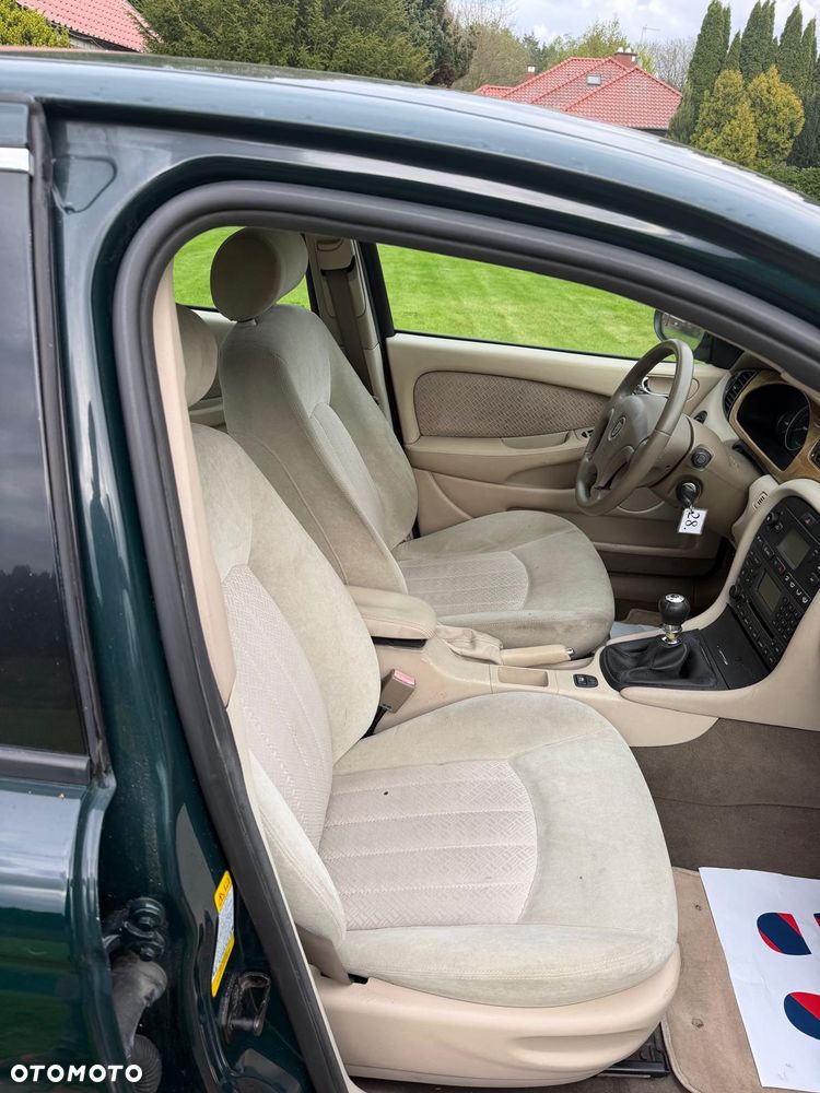Jaguar X-Type 2.0 V6 Sport - 12