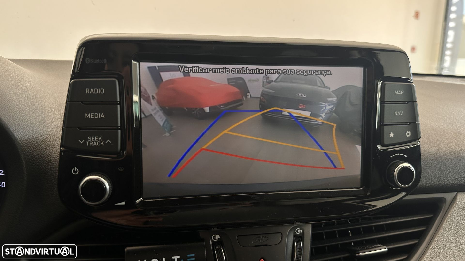 Hyundai i30 1.6 CRDI Launch Edition - 12