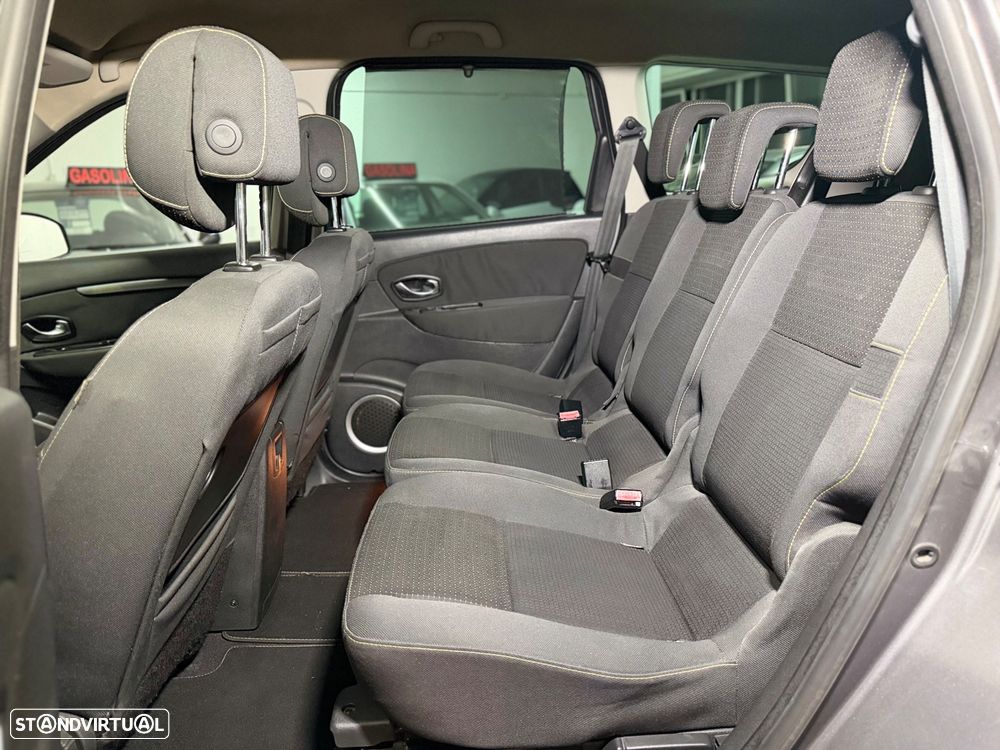 Renault Grand Scénic 1.5 dCi Dynamique S 7L - 11