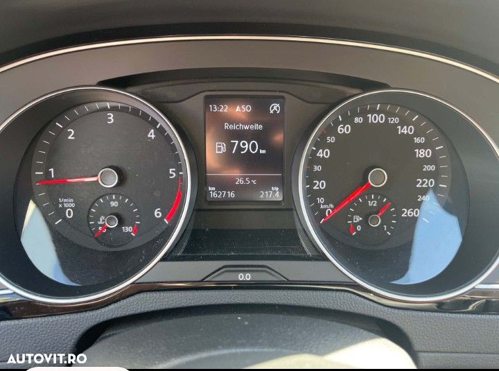 Volkswagen Passat - 7