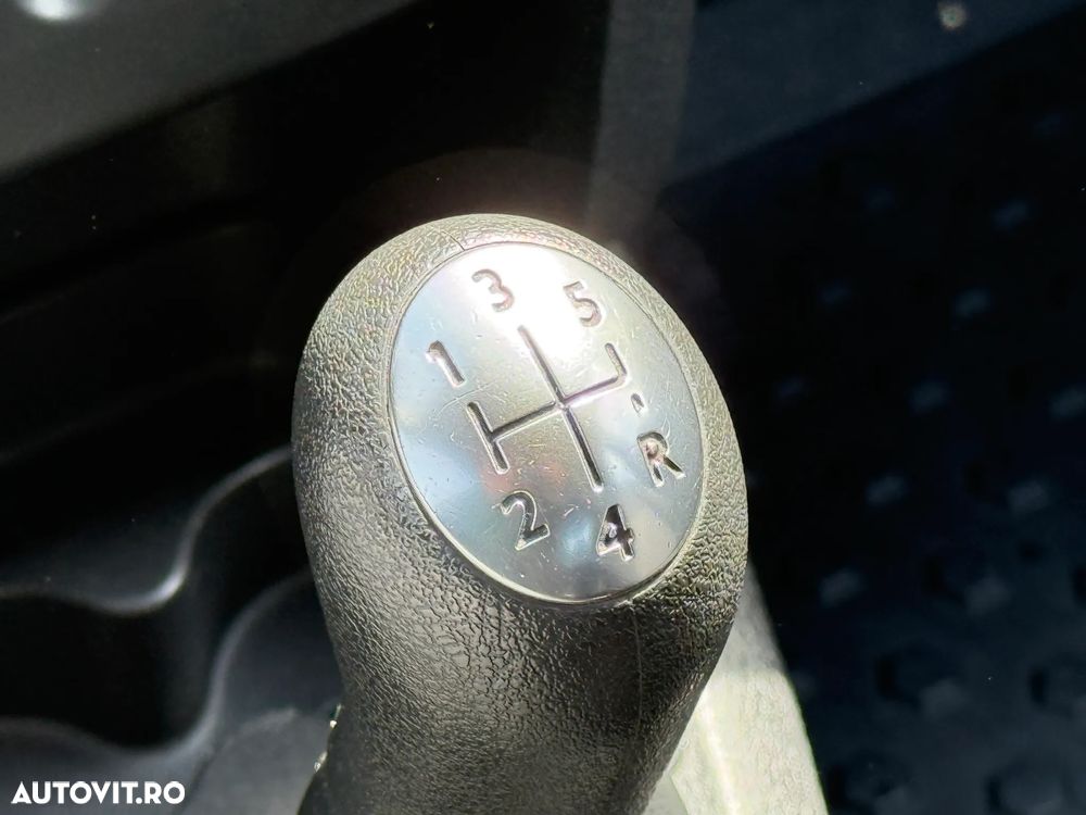 Dacia Sandero 1.5 90CP Laureate - 16