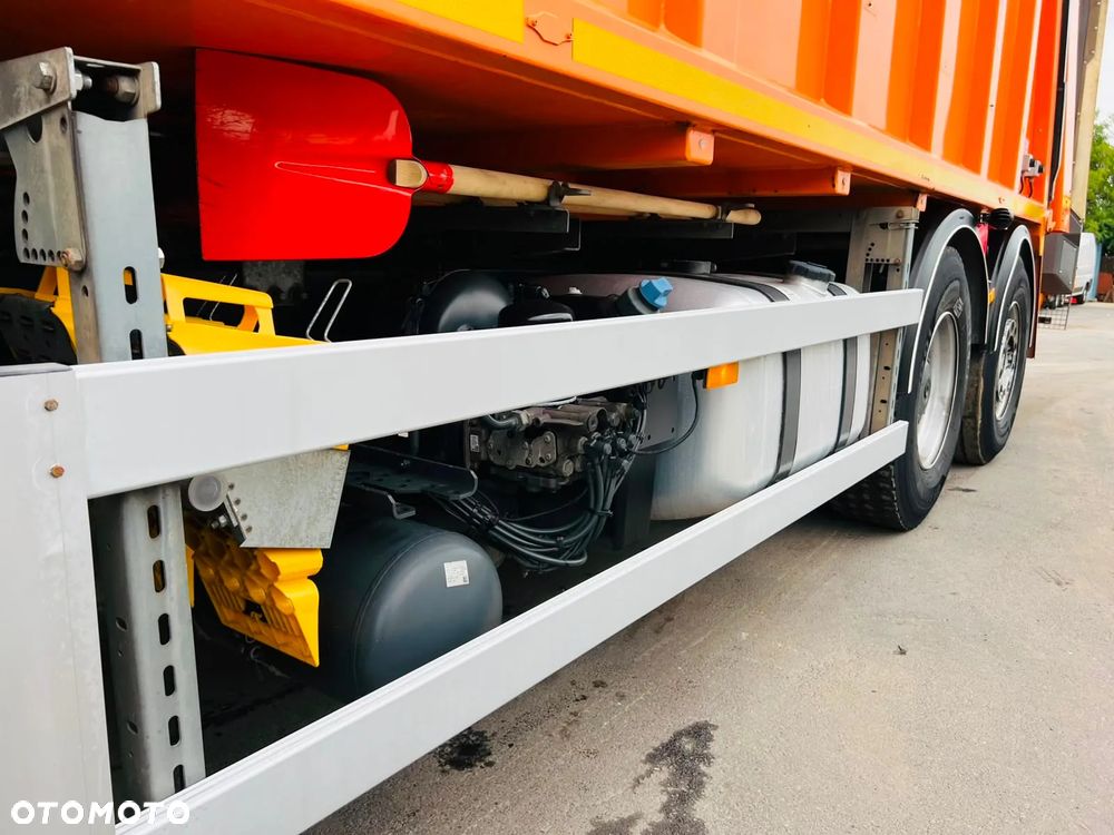 Mercedes-Benz Econic 2635 EURO6/ ZOELLER/MAŁY PRZEBIEG/ Sorowadzony z DE - 16