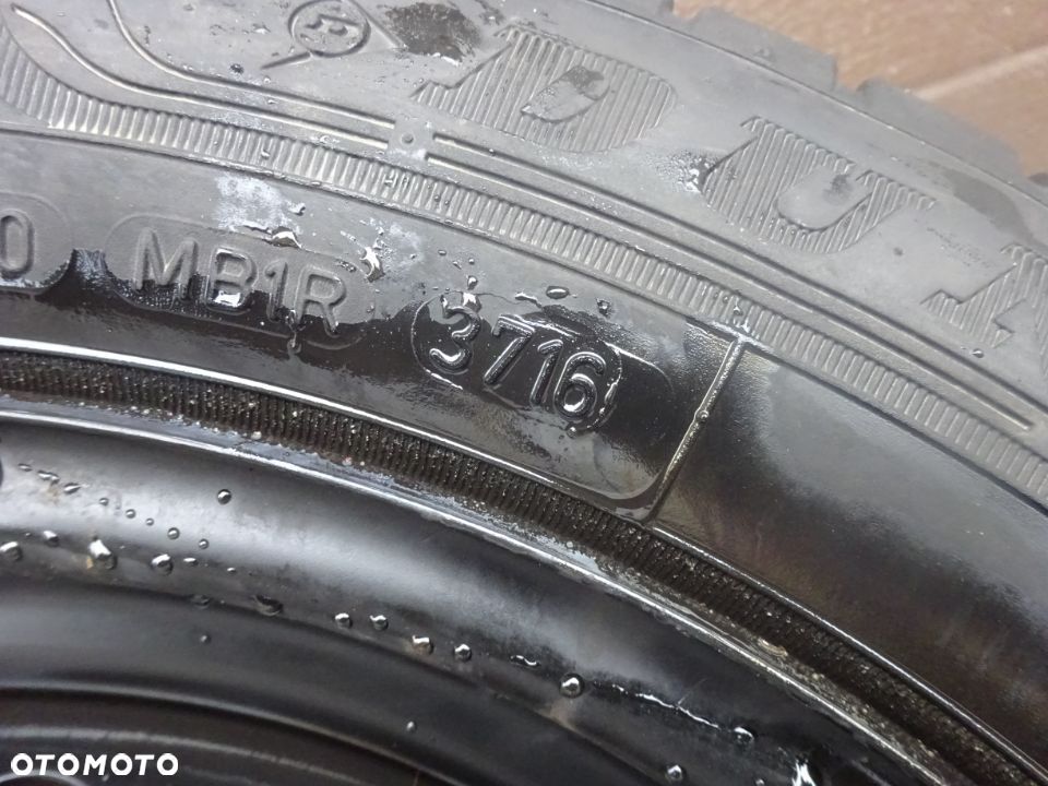 felga  + opona 4x100  15' et36 tyl renault twingo III - 2