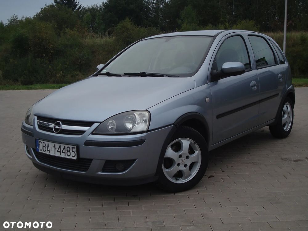 Opel Corsa 1.4 16V Cosmo - 5
