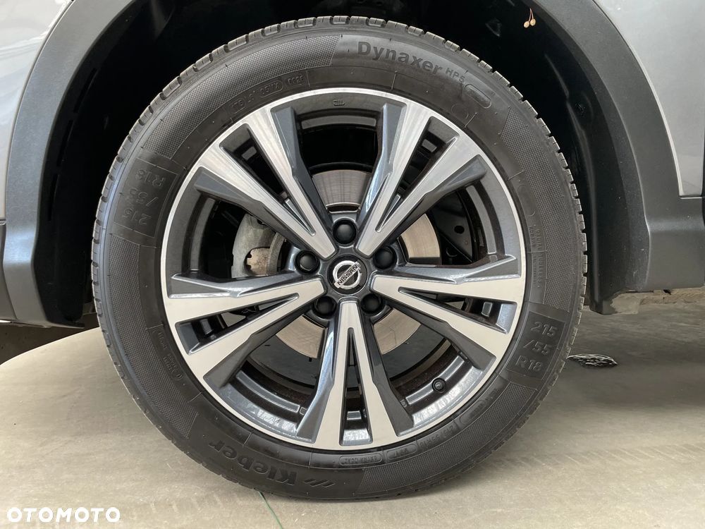 Nissan Qashqai 1.3 DIG-T N-Connecta - 20