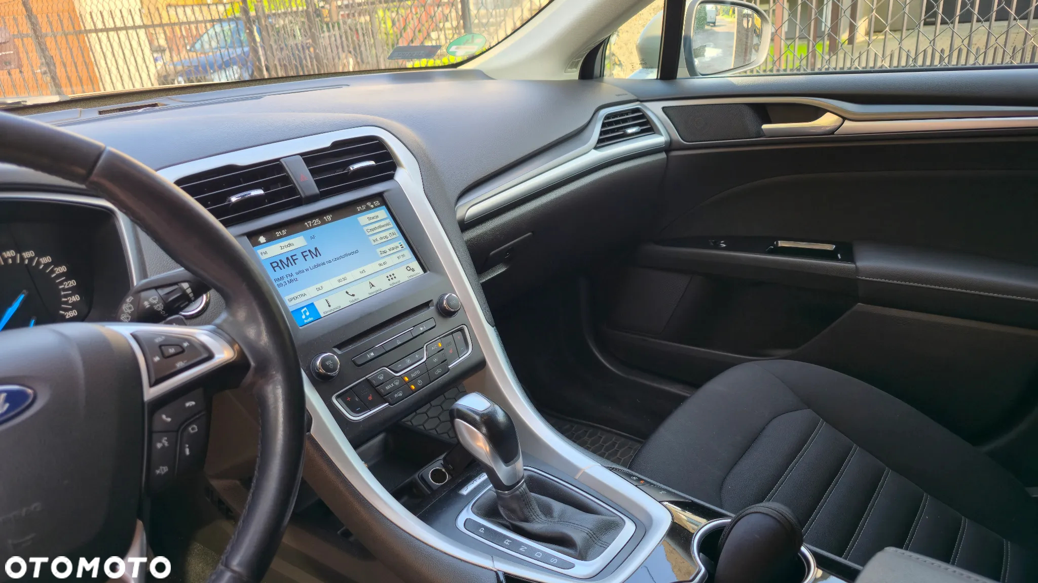 Ford Mondeo 2.0 TDCi Ambiente Plus PowerShift - 13