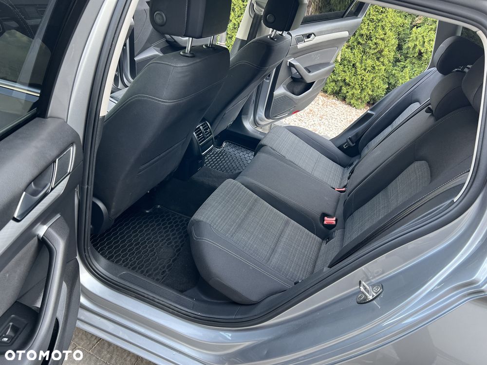 Volkswagen Passat 1.5 TSI EVO Business DSG - 20
