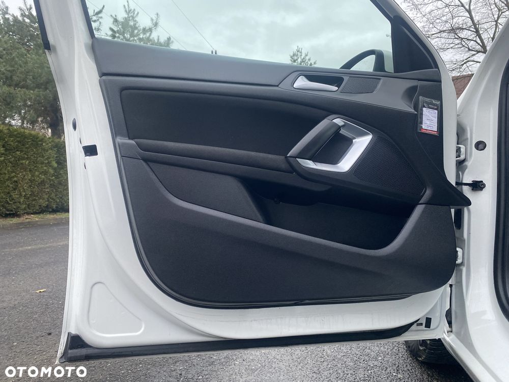 Peugeot 308 BlueHDi FAP 120 Stop&Start Allure - 19