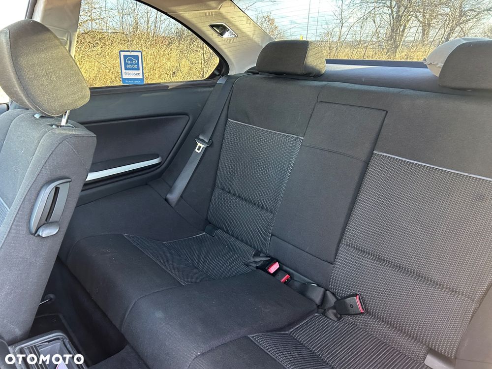 BMW Seria 3 330Cd - 13