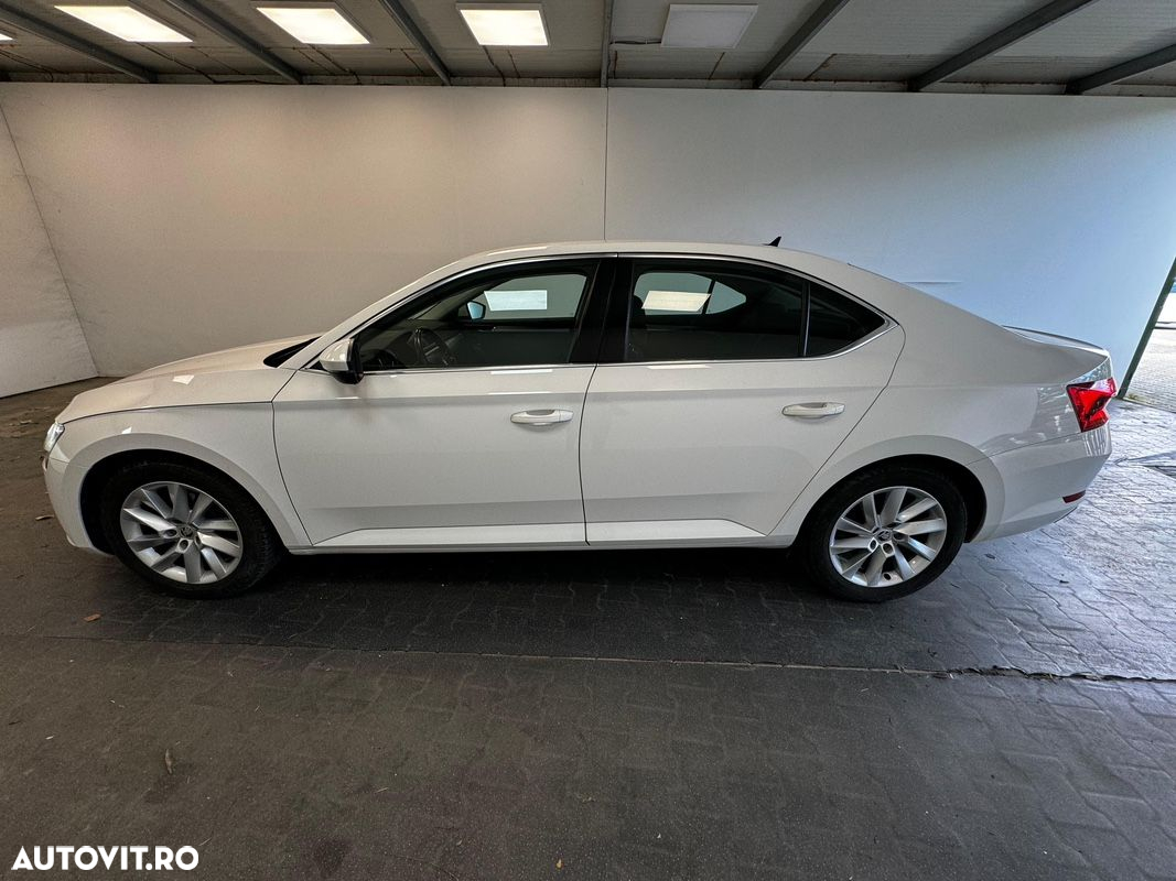 Skoda Superb 1.5 TSI DSG Ambition - 18