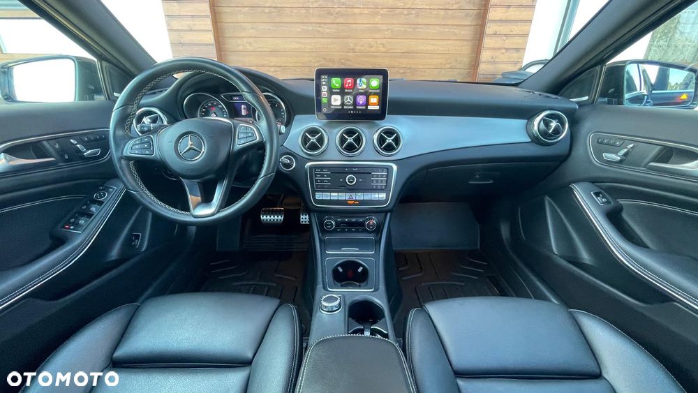 Mercedes-Benz GLA 250 4Matic 7G-DCT AMG Line - 11
