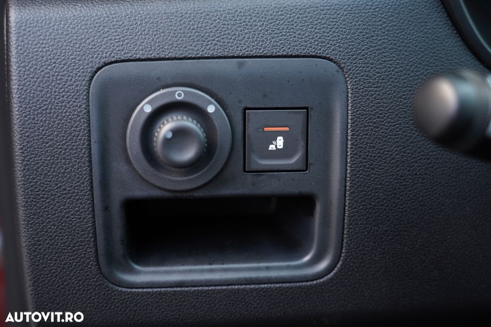 Dacia Duster TCe 150 GPF Prestige jante 17" - 12