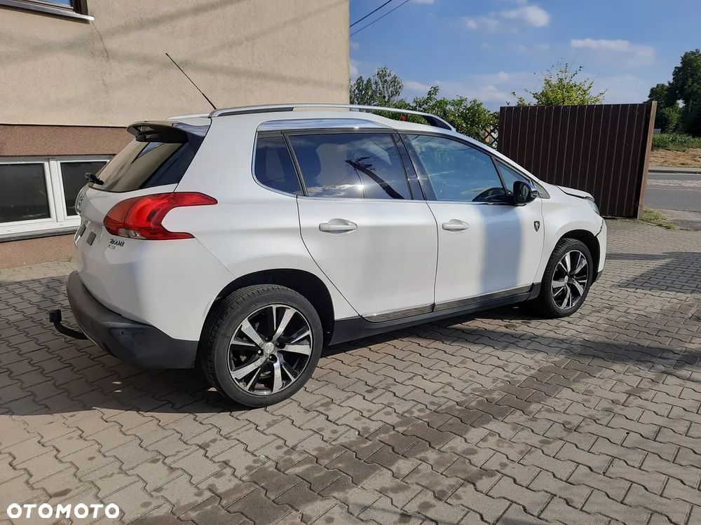Peugeot 2008 - 9