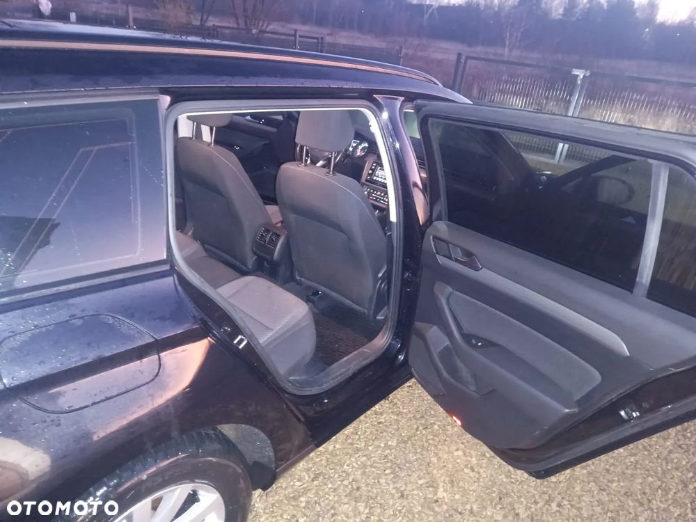 Volkswagen Passat Variant 1.5 TSI EVO Business DSG - 5