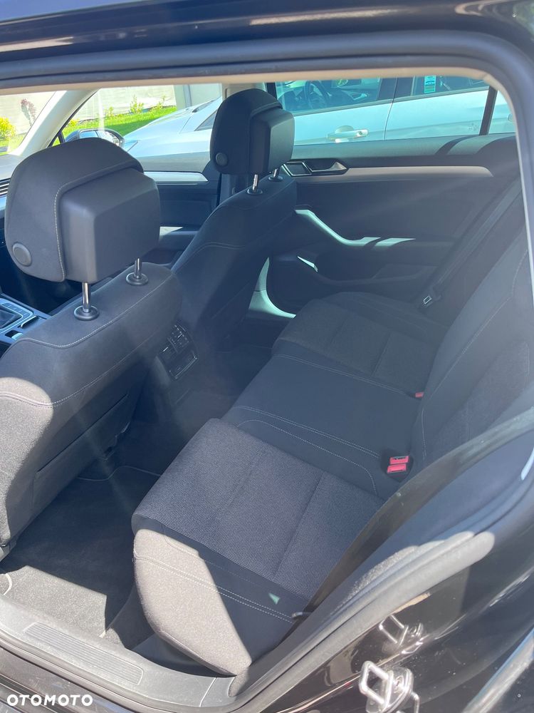 Volkswagen Passat 2.0 TDI BMT Comfortline - 20