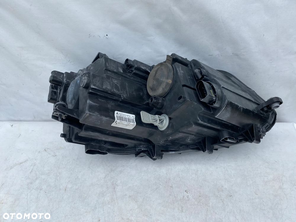 lampa touran II 1T1 lewa eu cała - 4