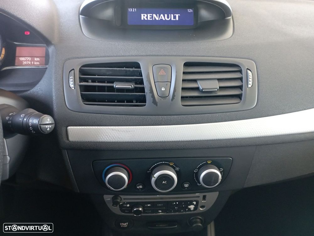 Renault Mégane Sport Tourer 1.5 dCi Dynamique - 12