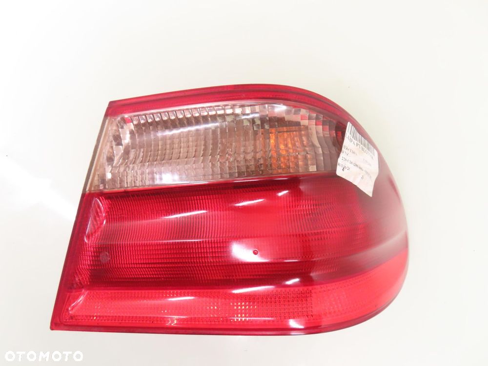 LAMPA PRAWA TYLNA MERCEDES W210 LIFT SEDAN  A2108203464 - 1