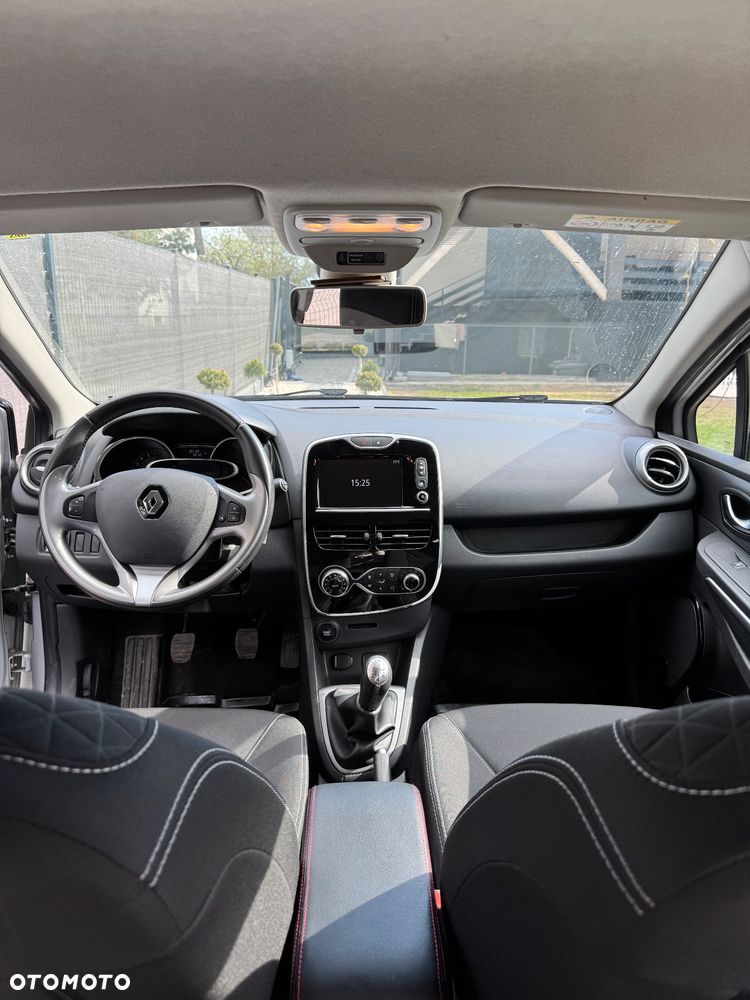 Renault Clio 1.2 16V Limited - 11