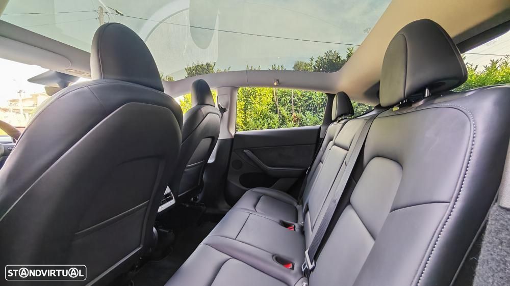 Tesla Model Y Performance Dual Motor AWD - 18