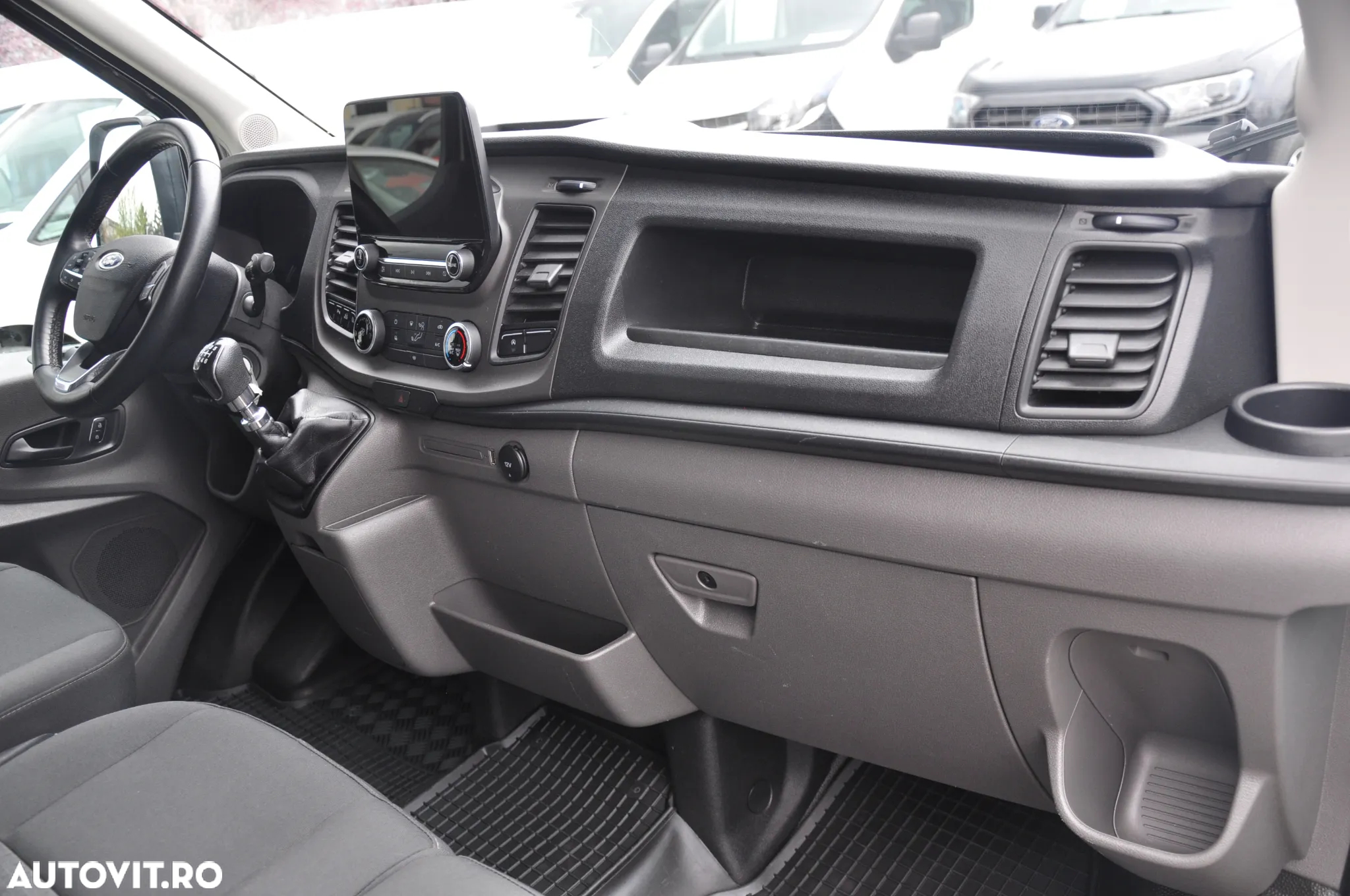 Ford Transit L3H2 Furgon - 13