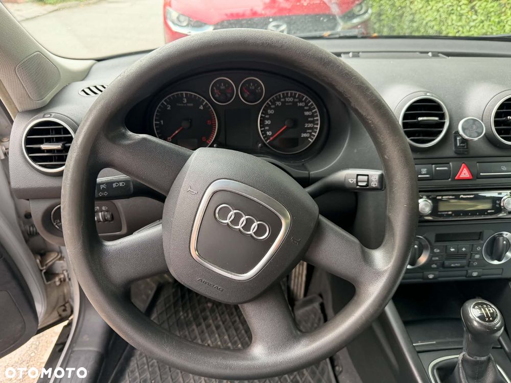 Audi A3 Sportback 1.9 TDI DPF e - 4