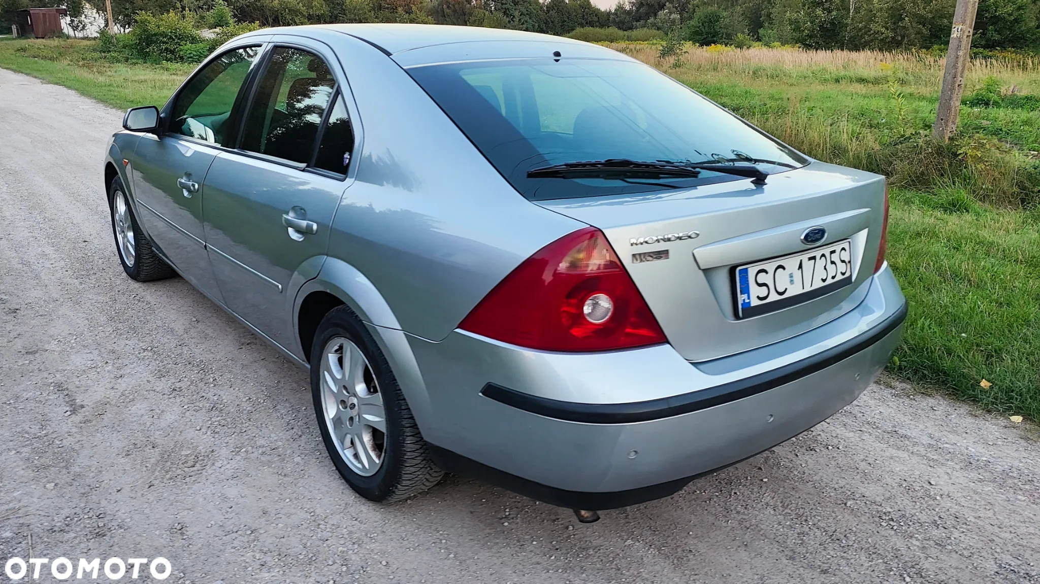 Ford Mondeo 2.0 Ghia - 6