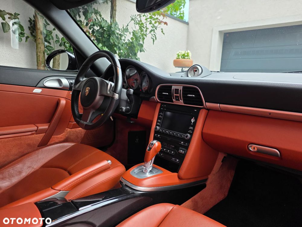 Porsche 911 Carrera 4S PDK - 7