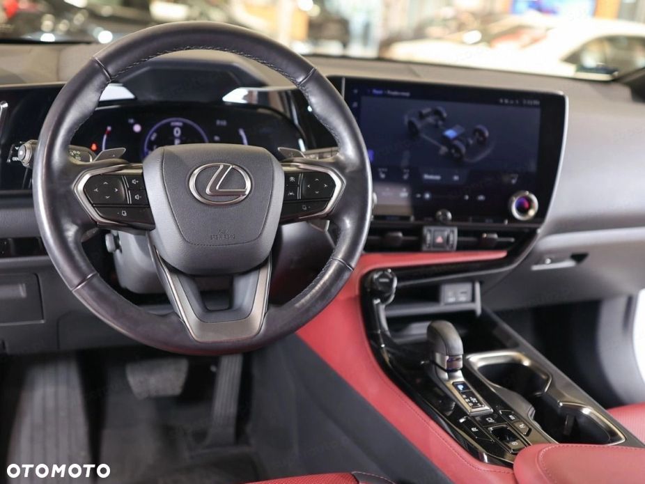 Lexus NX - 8