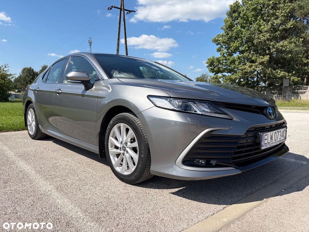 Toyota Camry 2.5 Hybrid Comfort CVT - 3