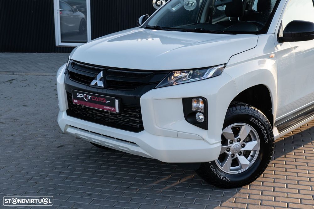 Mitsubishi L200 2.3 DI-D CD Invite 4WD - 3
