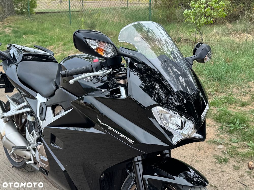 Honda VFR - 7