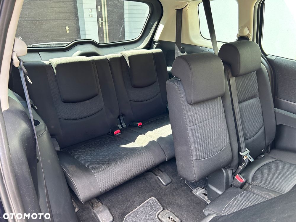Mazda 5 2.0 Exclusive + - 10
