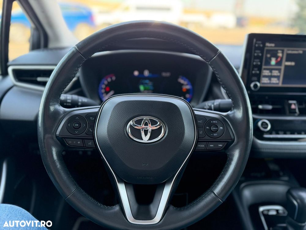 Toyota Corolla 1.8 HSD Dynamic - 12