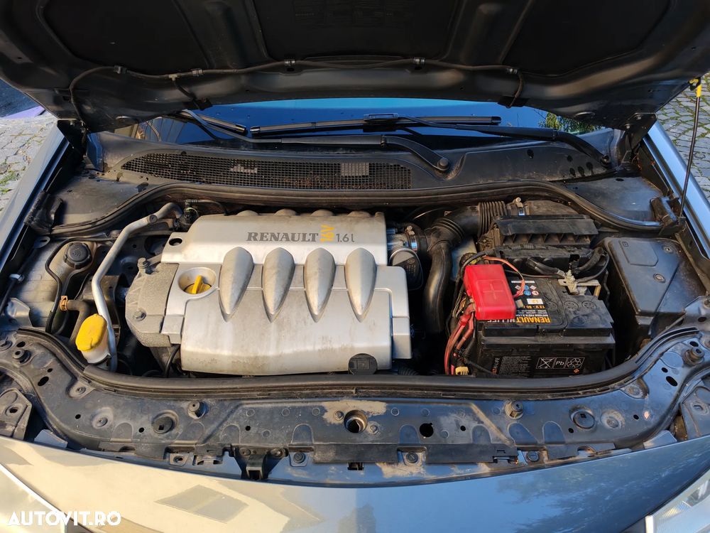 Renault Megane II 1.6 Influence - 21