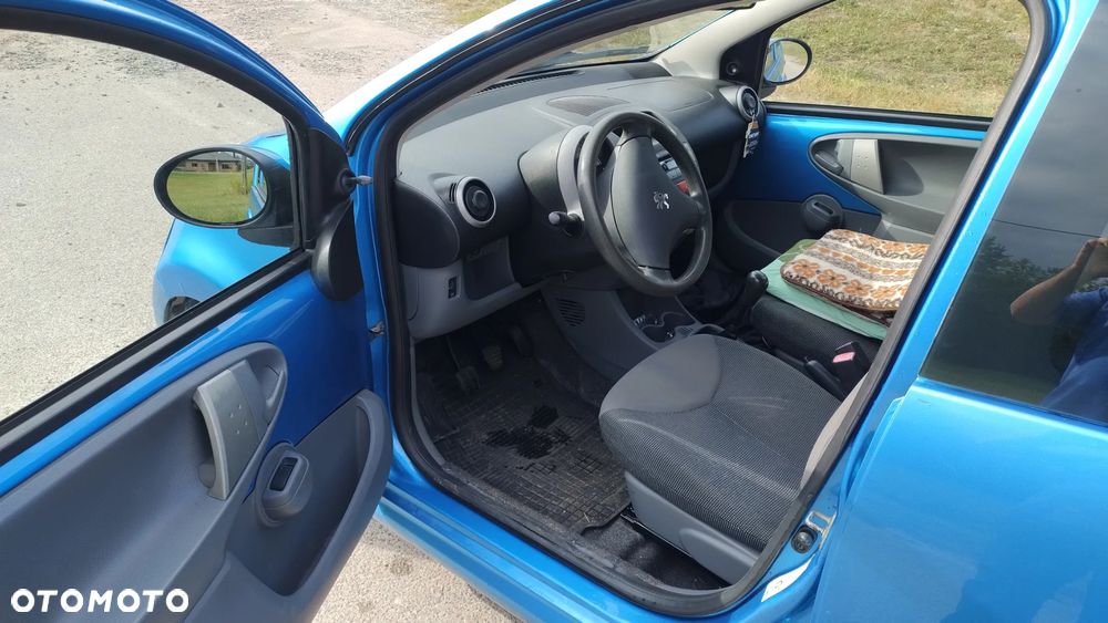 Peugeot 107 - 10