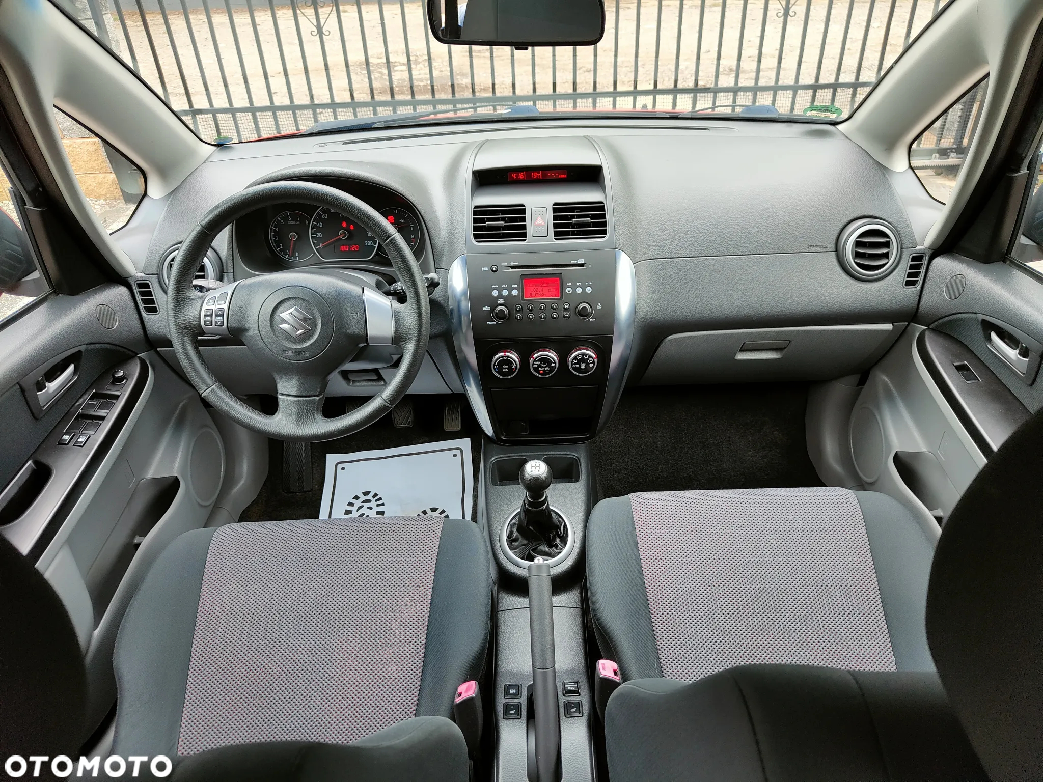 Suzuki SX4 1.6 GS / Premium 4WD - 12