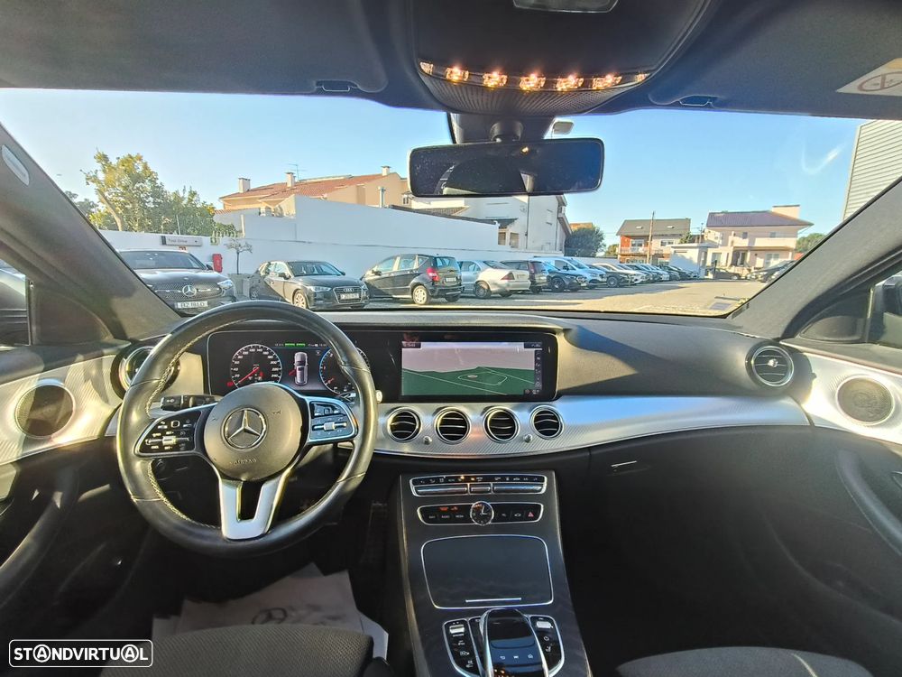 Mercedes-Benz E 300 - 6