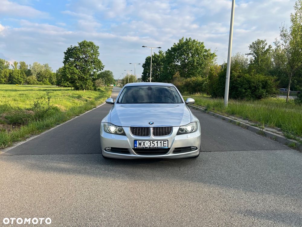 BMW Seria 3 325xi - 10