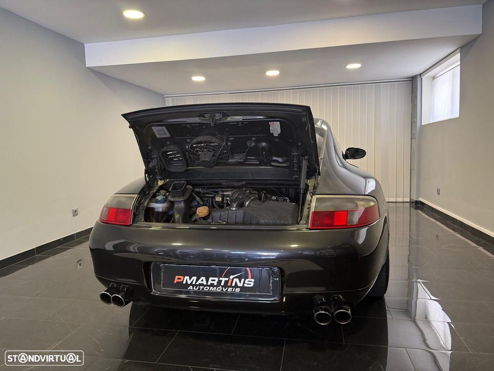 Porsche 911 (996) - 25