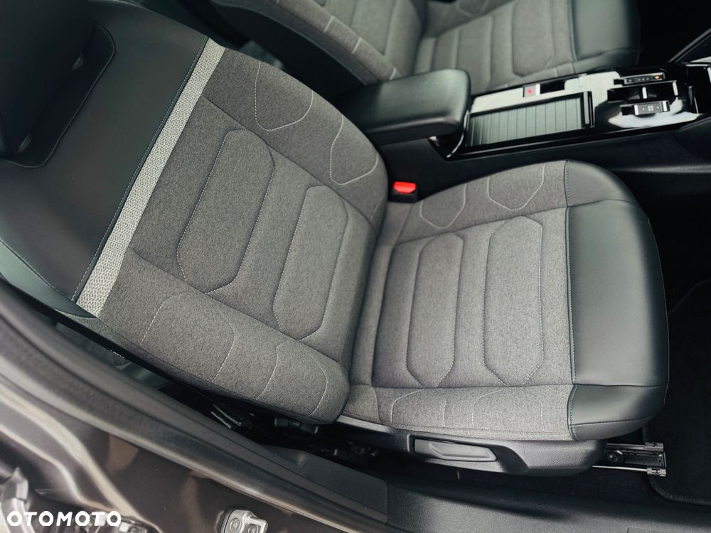 Citroën C4 BlueHDi 130 Stop&Start EAT8 SHINE - 7