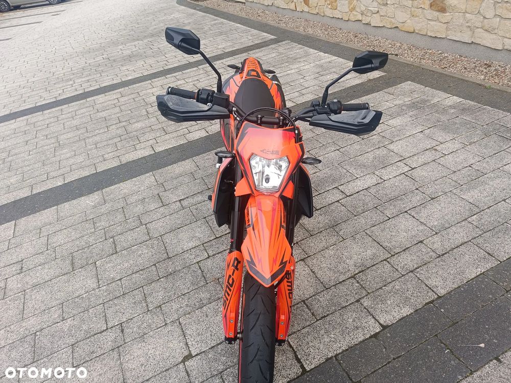 KTM SMC 690 - 8