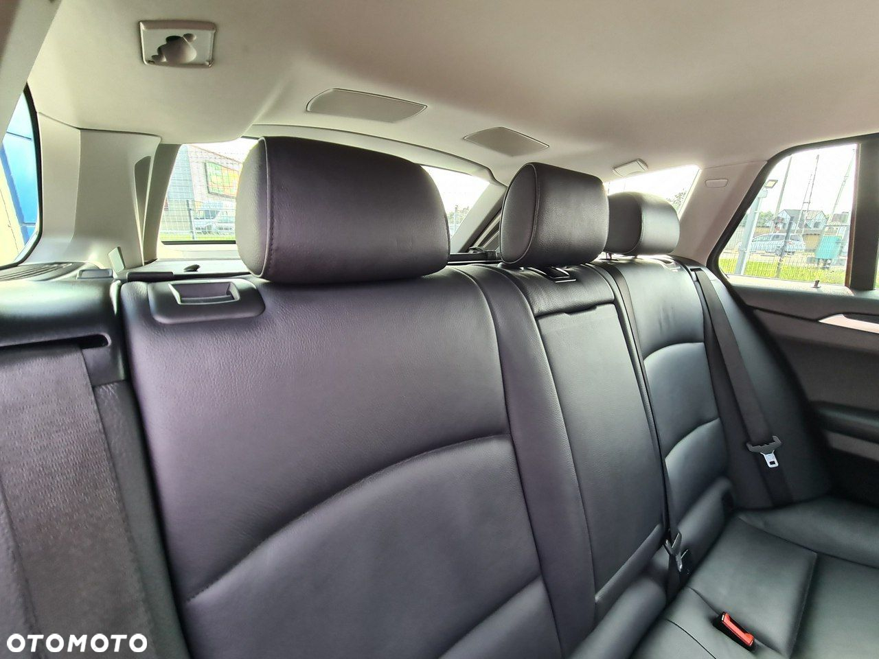 BMW Seria 5 520d Touring - 28