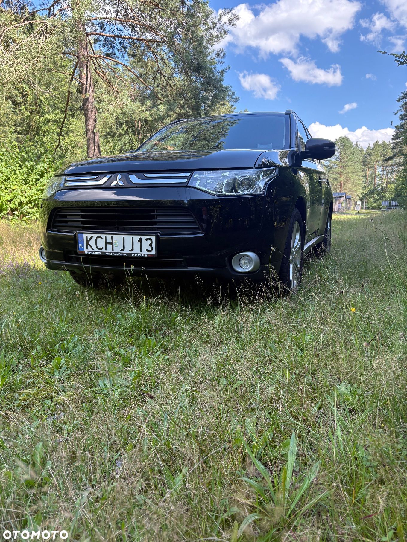Mitsubishi Outlander - 1