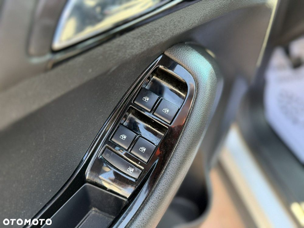 Chevrolet Orlando 2.0 D LT+ - 14