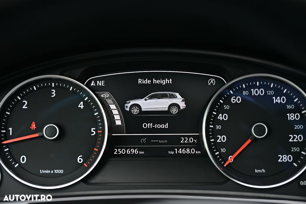 Volkswagen Touareg 3.0 V6 TDI Blue Motion DPF Automatik - 21