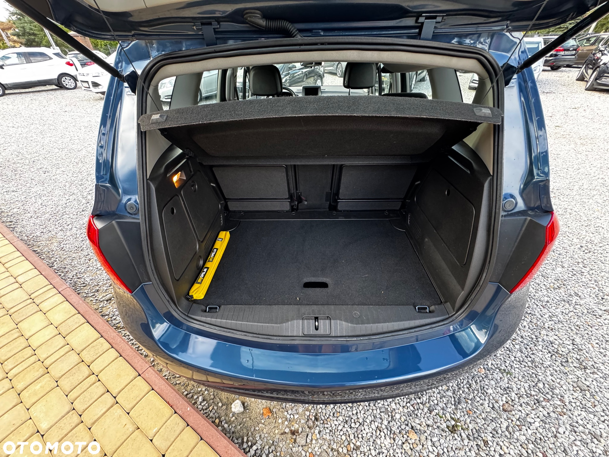 Opel Meriva 1.4 T Cosmo - 11