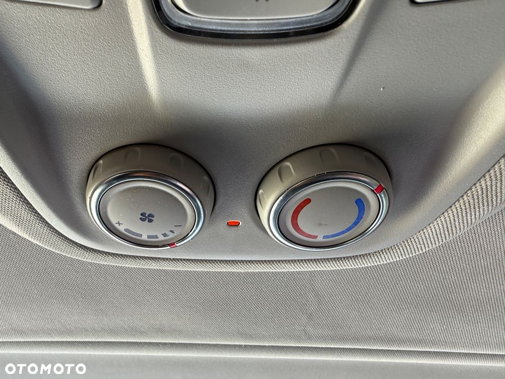 Toyota ProAce Kombi 2.0 D-4D Long 2,8t - 15